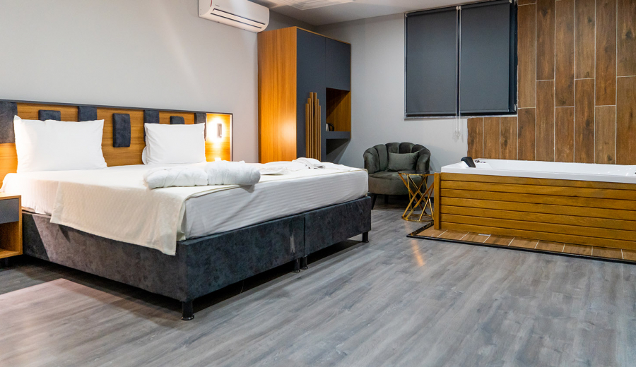 Grand Moon Hotel